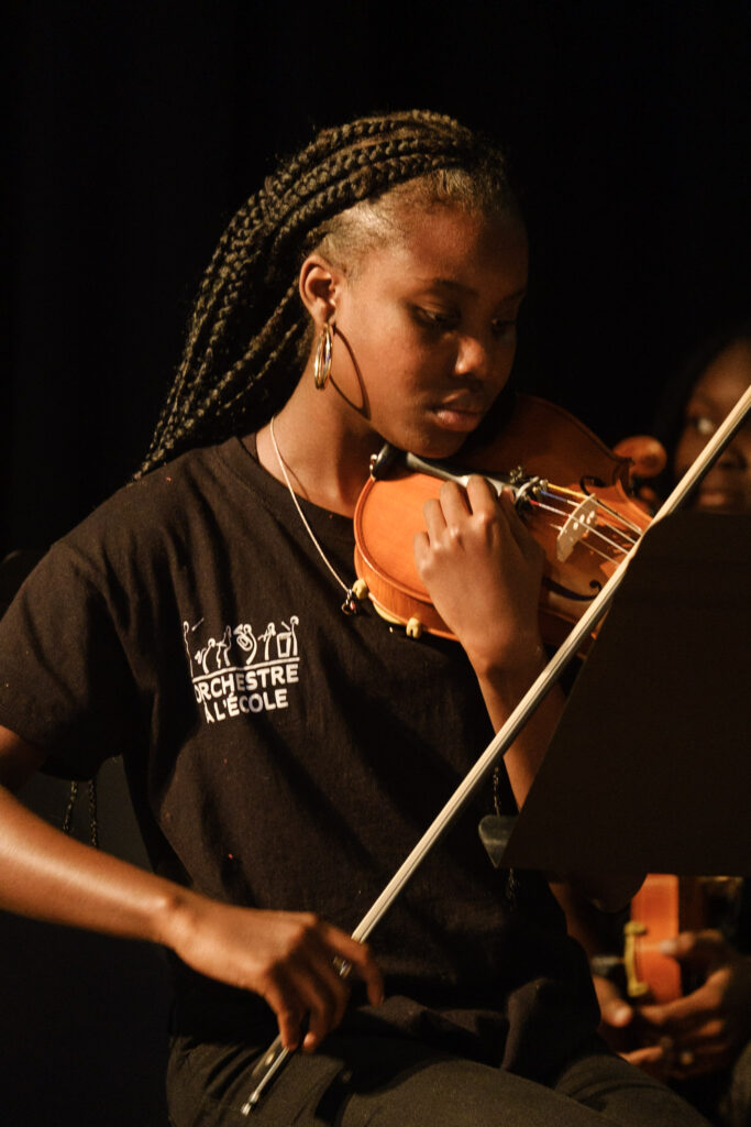 Orchestre à l'Ecole Fille