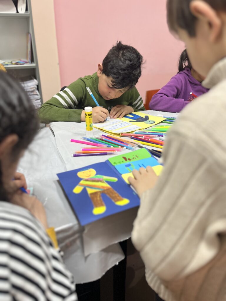 Atelier Spitak (c) Elisecare